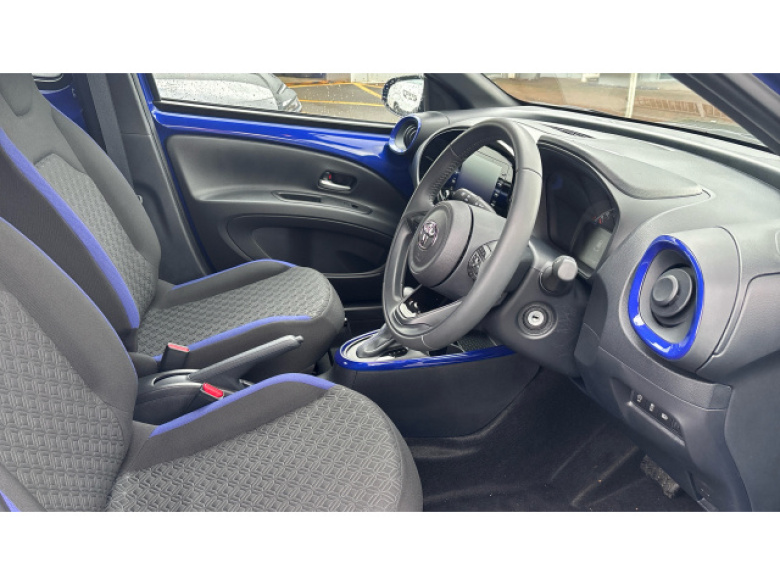 Toyota Aygo X 1.0 VVT-i Edge 5dr Auto Petrol Hatchback
